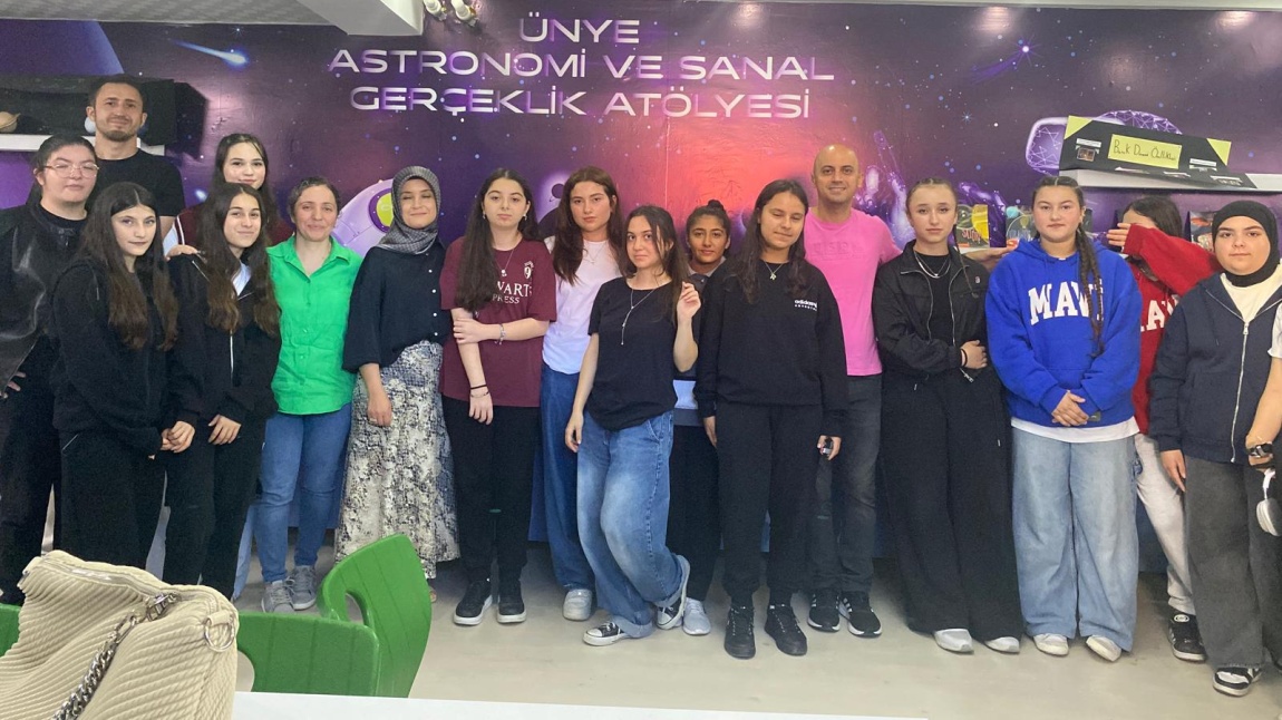 Astronomi ve Sanal Gerçeklik Atölyesine Gezi